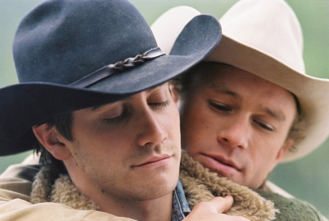 Editorial use only. No book cover usage. Mandatory Credit: Photo by Focus/Kobal/REX/Shutterstock (5884718ad) Jake Gyllenhaal, Heath Ledger Brokeback Mountain - 2005 Director: Ang Lee Focus Features USA Scene Still Drama Le Secret de Brokeback Mountain