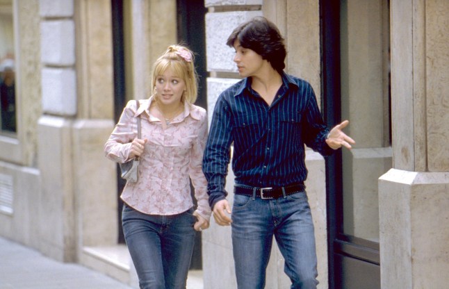 Editorial use only. No book cover usage. Mandatory Credit: Photo by W. Disney/Everett/REX/Shutterstock (417020l) LIZZIE MCGUIRE MOVIE, Hilary Duff, Yani Gellman, 2003 VARIOUS FILMS
